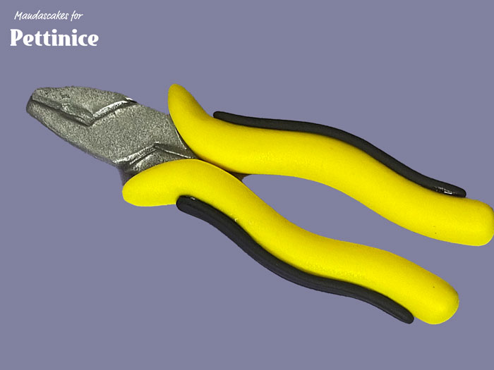 Attach to the sides of the handles for extra detail.